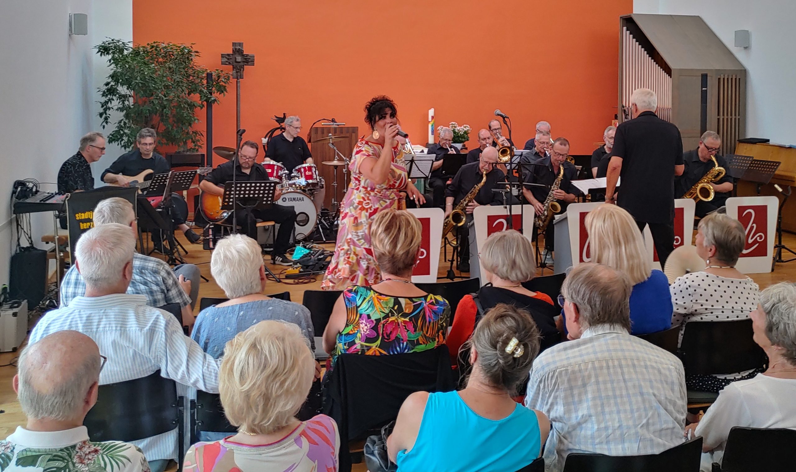 Die herzophonics bei der Lukas-Gemeinde